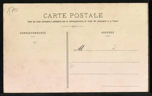 AK Montbard /Côte-d`Or, La Rue Edme-Piot, Strassenpartie