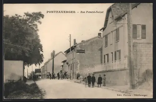 AK Pontfaverger, Rue Perard-Noizet