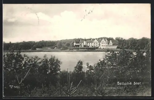 AK Dallund, Slot