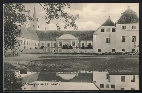 AK Dronninglund /Jylland, Blick auf das Schloss