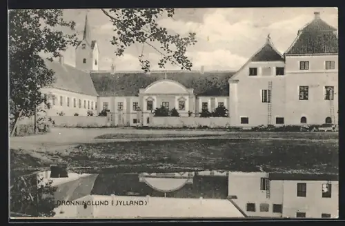 AK Dronninglund /Jylland, Blick auf Schloss