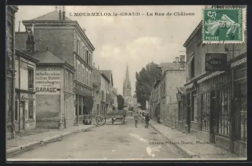 AK Mourmelon-le-Grand, La Rue de Châlons, Strassenpartie