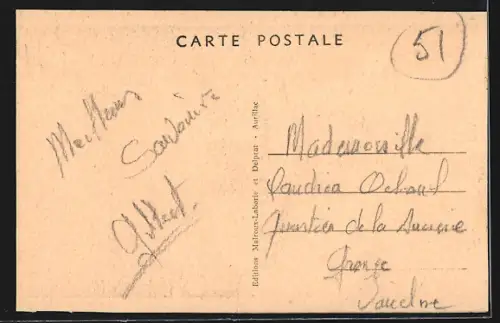 AK Sompuis /Marne, La Mairie et l`Église