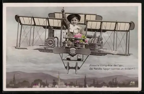 AK Knabe in einem Flugzeug