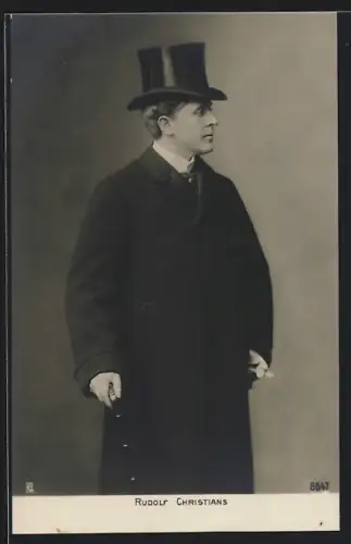 AK Schauspieler Rudolf Christians mit Gehstock und Zylinder