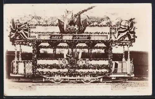 AK Newcastle, King`s Visit 1906, Corporation`s decorated car, Strassenbahn