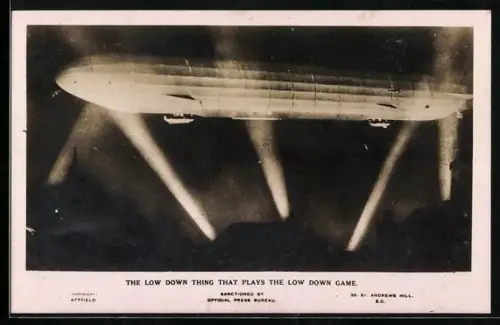 AK Zeppelin im Scheinwerferlicht