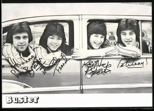 AK Musiker der Band Buster im Auto, Autogramme
