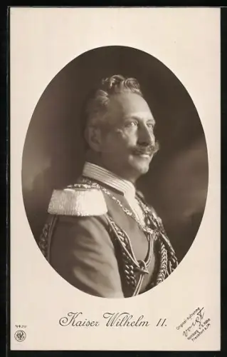 Künstler-AK Portrait von Kaiser Wilhelm II. im Halbprofil