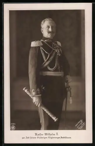 AK Kaiser Wilhelm II. in Uniform mit Marschallstab zur Zeit seines 25jährigen Regierungs-Jubiläums