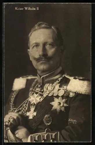 AK Porträt Kaiser Wilhelm II. in Uniform mit Orden