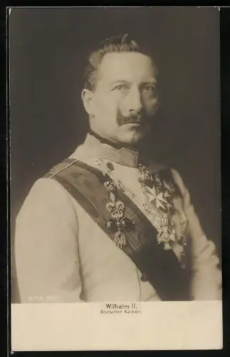 AK Deutscher Kaiser Wilhelm II. in Uniform porträtiert