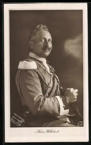 AK Kaiser Wilhelm II. in Uniform mit Kordel