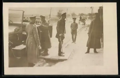 AK Kronprinz Wilhelm von Preussen am Auto