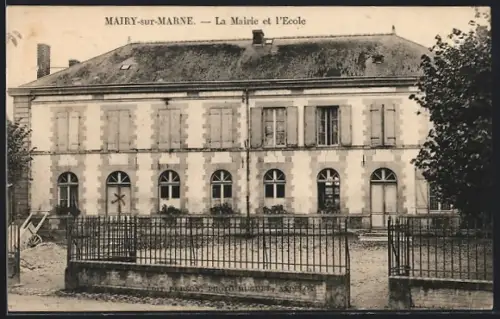 AK Mairy-sur-Marne, La Mairie et l`Ecole