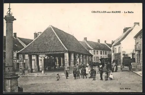 AK Chatillon-sur-Marne, La Halle