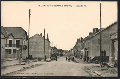 AK Isles-sur-Suippes, Grande-Rue