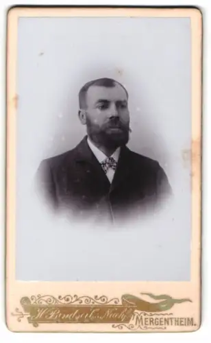 Fotografie H. Bindseil`s Nachf., Mergentheim, Porträt eines Herren