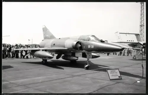 Fotografie Flugzeug Dassault Mirage, Kampfjet der französischen Luftstreitkräfte BR 09