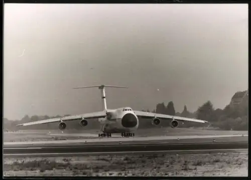 Fotografie Flugzeug Lockheed C-5 Galaxy, Schweres Transportflugzeug der USAF