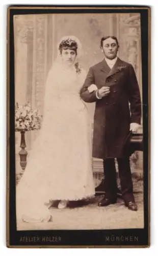Fotografie Carl Holzer, München, Schommerstr. 17a, Hochzeitsporträt