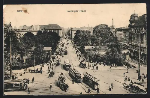 AK Berlin, Strassenbahnen, Leipziger Platz, Kutschen