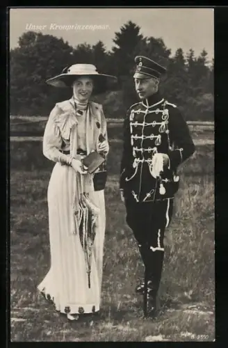 AK Kronprinzessin Cecilie mit ihrem Mann