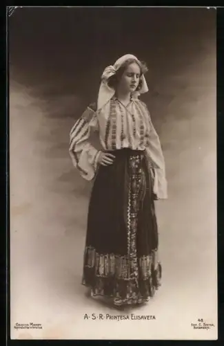 AK Prinzessin Elisaveta von Rumänien in Nationaltracht