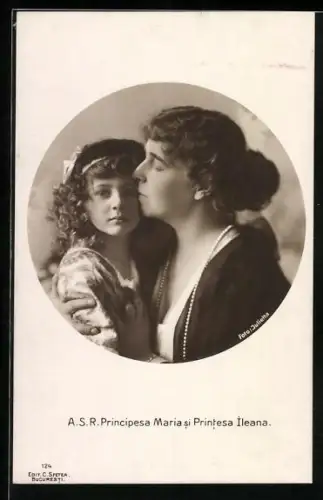 Passepartout-AK Prinzessin Maria von Rumänien mit Perlenschmuck und Tochter Ileana
