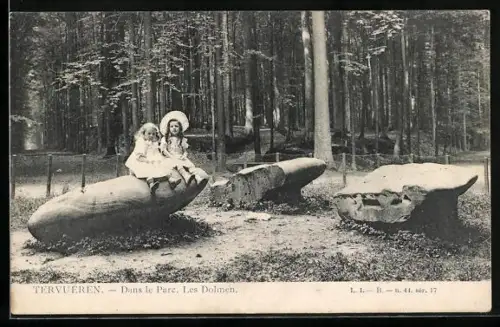 AK Trevueren, Dans le Parc, Les Dolmen