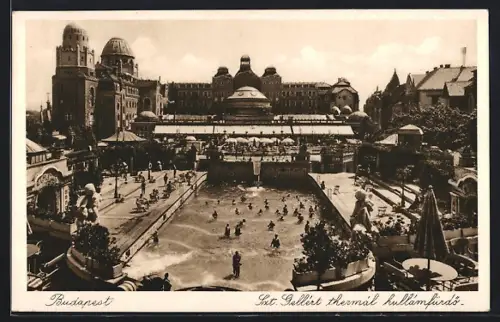 AK Budapest, St. Gerhardus Thermal-Wellenbad aus der Vogelschau