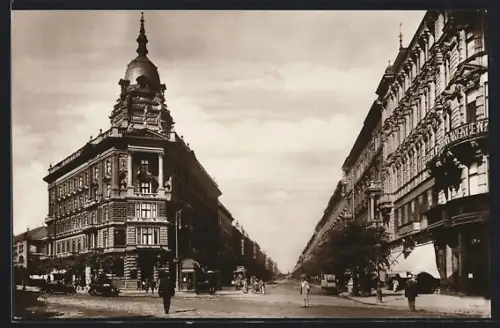 AK Budapest, Andrassy-Strasse, Kreuzung, Turmgebäude