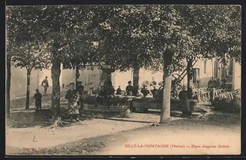 AK Rilly-la-Montagne, Place Auguste Gallois