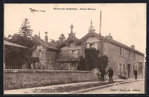 AK Givry-en-Argonne, Maison Etienne et avion en vol