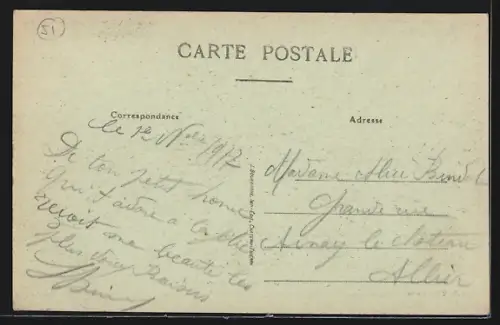 AK Courtisols /Marne, Place Massez avec bâtiments historiques et charrette
