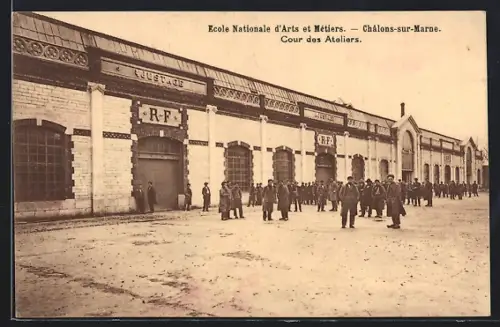 AK Châlons-sur-Marne, École Nationale d`Arts et Métiers, Cour des Ateliers