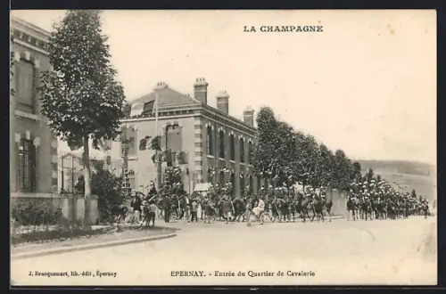 AK Épernay, Entrée du Quartier de Cavalerie
