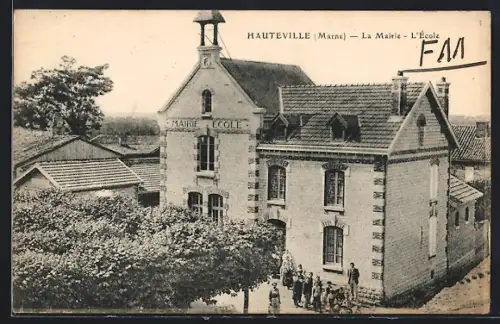 AK Hauteville /Marne, La Mairie, L`École