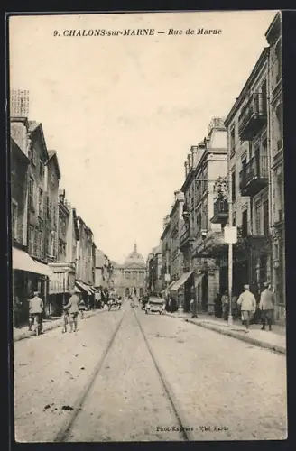 AK Châlons-sur-Marne, Rue de Marne animée avec piétons et cyclistes
