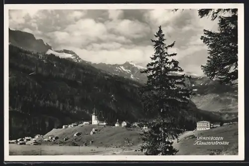 AK Urnerboden /Klausenstrasse, Panorama mit Kirche