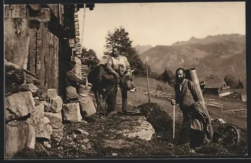 AK Auf der Braunwaldalp, Bergbauern mit Bütte und Kuh