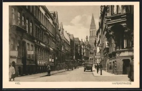AK Kiel, Hafenstrasse mit Geschäften