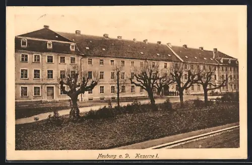 AK Neuburg a. D., Blick auf die Kaserne I.