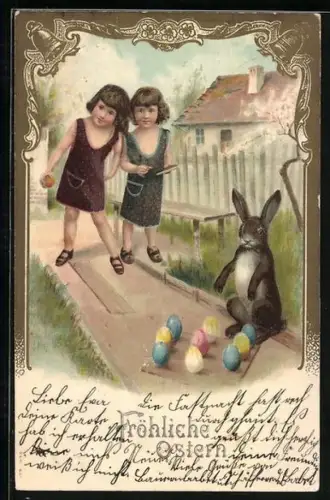 Präge-AK Zwei Kinder mit dem Osterhase mit Ostereiern