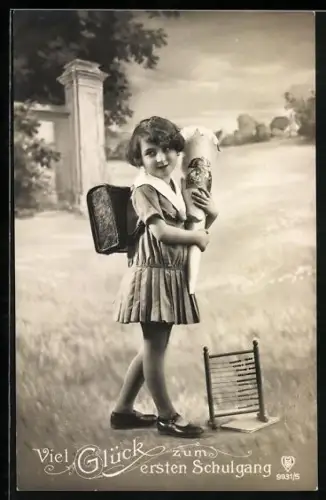 Foto-AK HB Nr. 9931/5: Junges Mädchen mit Schultüte, Ranzen und Abakus