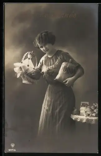 Foto-AK HB Nr. 6077/6: Dame mit Brief und Geldsack