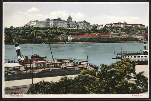 AK Budapest, Königliche Burg, Raddampfer am Donauufer