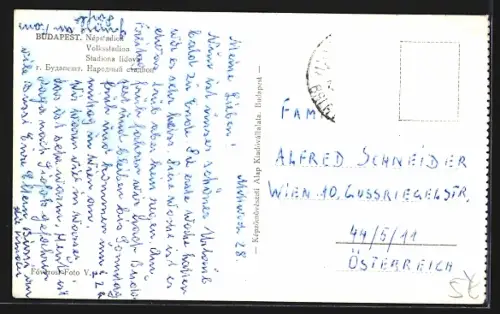 AK Budapest, Volksstadion mit zahlreichen Besuchern