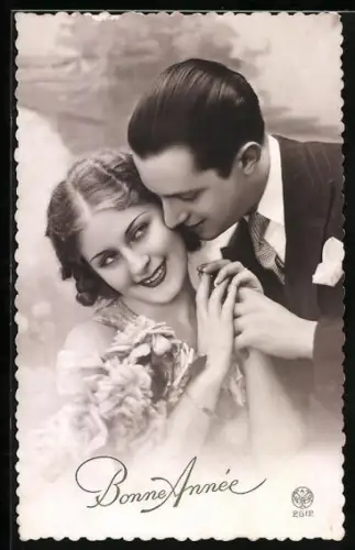 Foto-AK A. Noyer Nr. 1612: Liebespaar mit Blumen, Neujahrsgruss