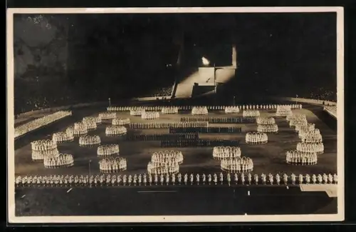 AK Berlin, aus dem Festspiel Olympische Jugend im Stadion, Olympisches Feuer